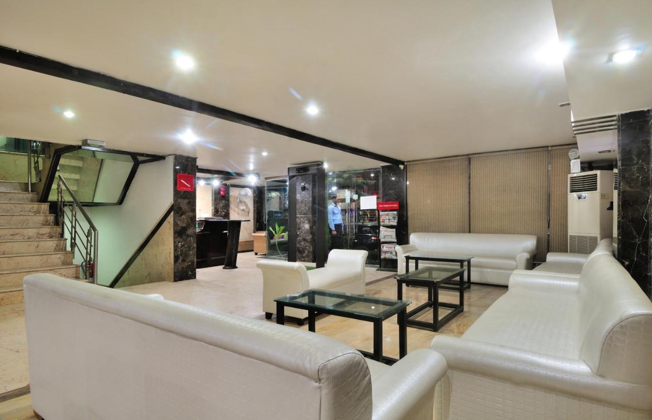 דלהי The Bonlon Inn-Near Blk Hospital מראה חיצוני תמונה
