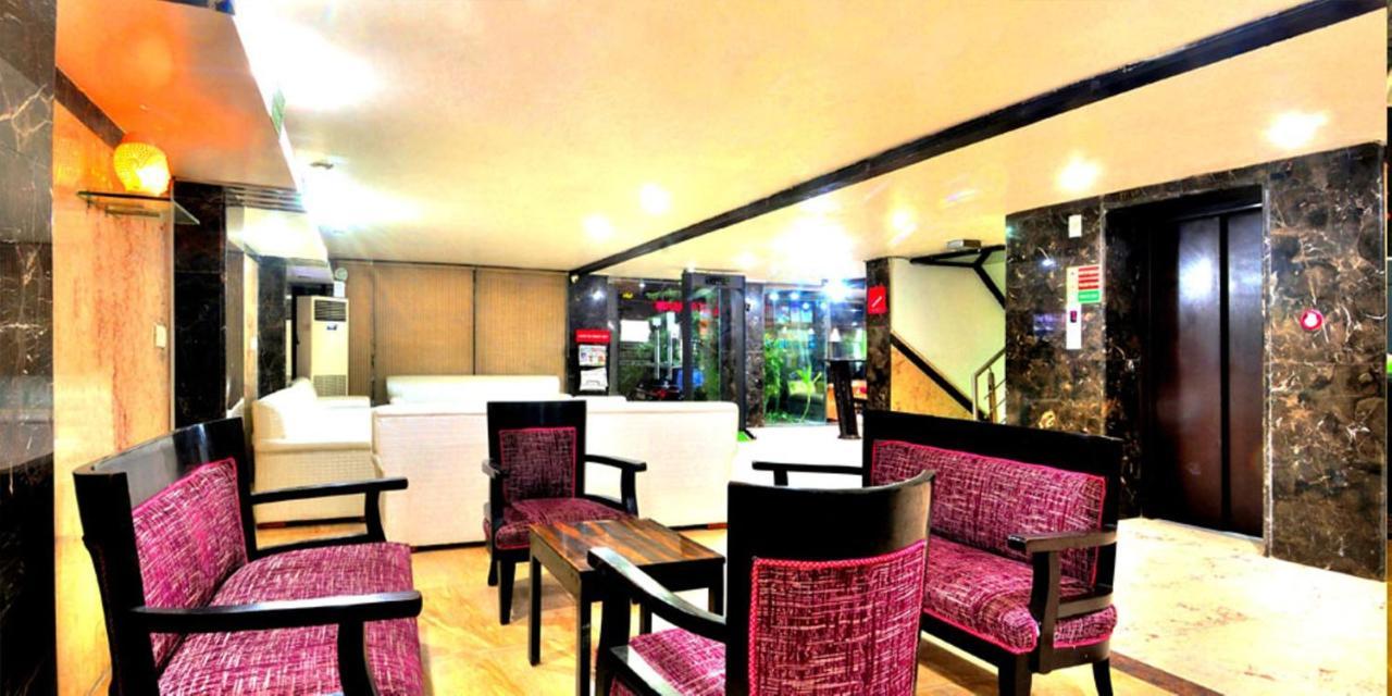 דלהי The Bonlon Inn-Near Blk Hospital מראה חיצוני תמונה